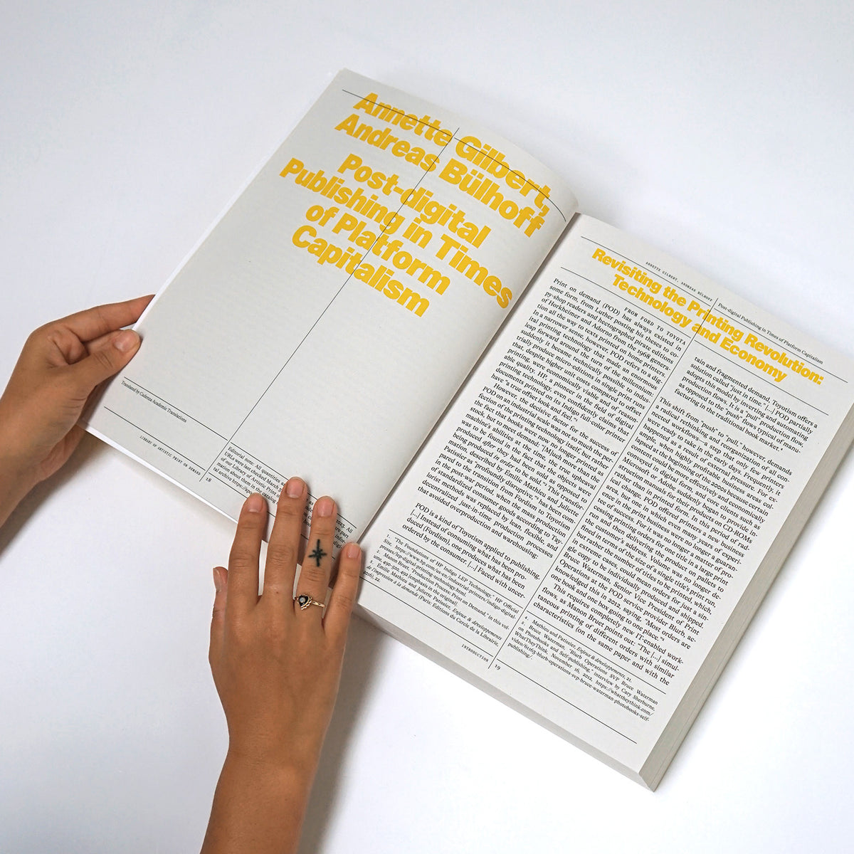 Library of Artistic Print on Demand: Post-Digital Publishing in Times of Platform Capitalism