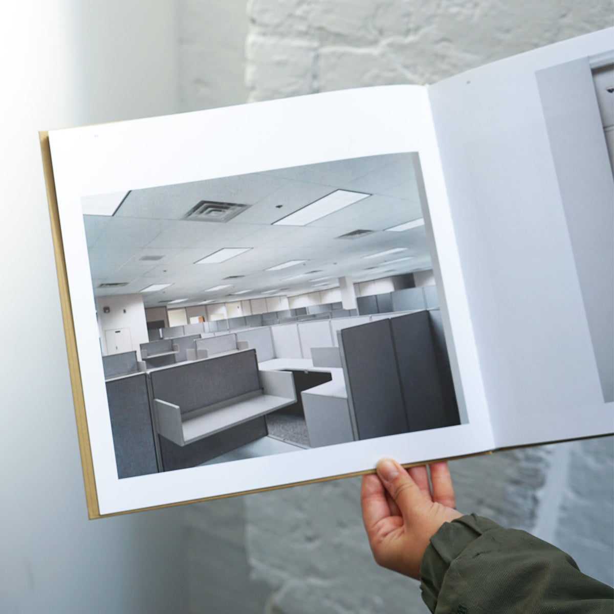 Office/LA Office - Lars Tunbjörk