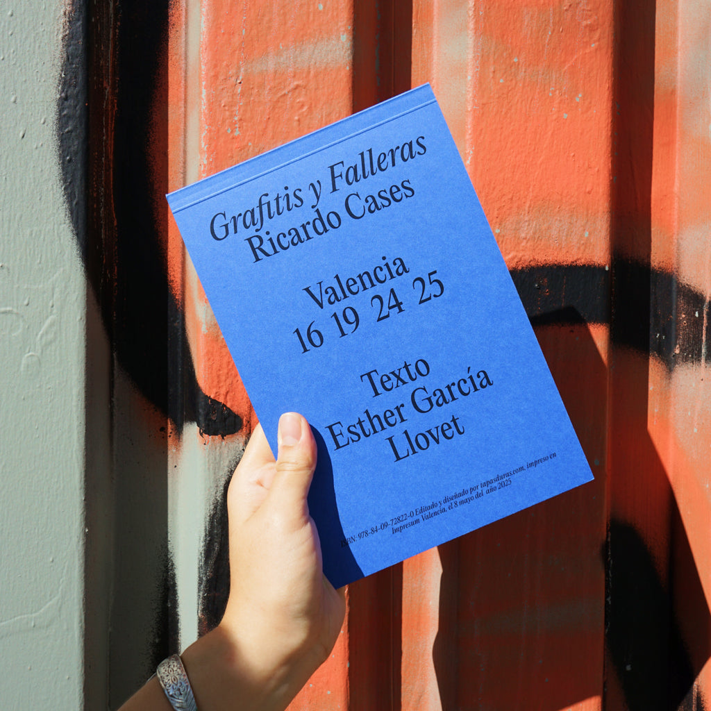 Grafitis y Falleras - Ricardo Cases